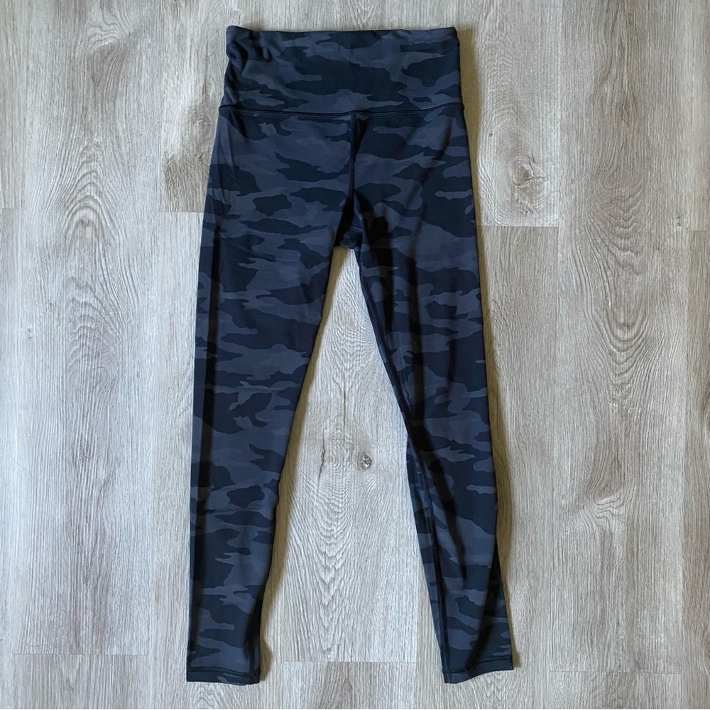 Athleta Elation 7/8 Camo Leggings, Small TALL